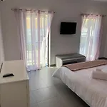 Al Manas Pereira