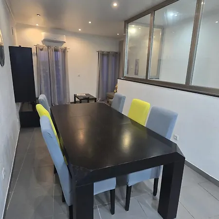 Al Manas Pereira Holiday home *